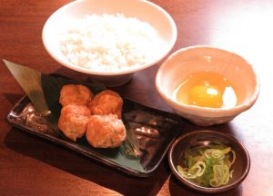 五反田の居酒屋「とりいちず」で〆まで美味しいこだわりの水炊きを堪能！